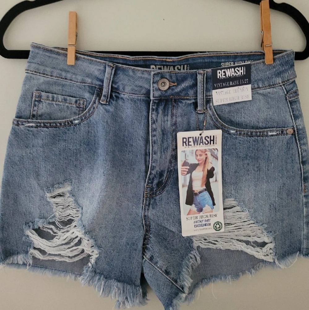 NWT Rewash Super high rise short